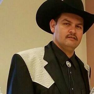 Meet your Posher, Jose